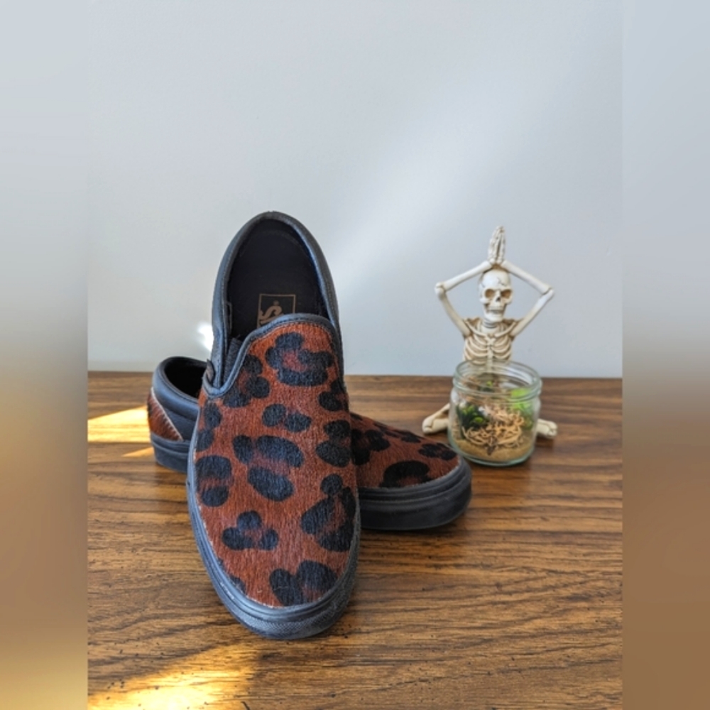 leopard fur classic slip ons | Vans